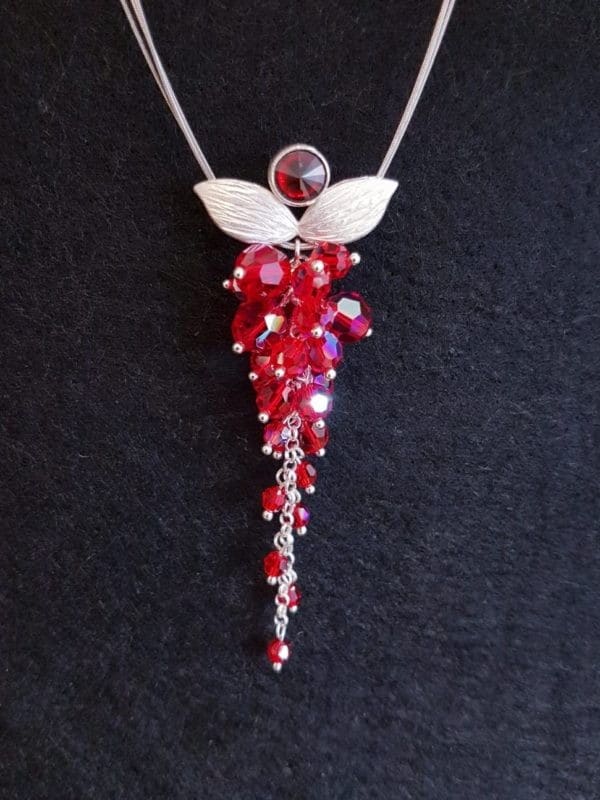 Engel Erzengel mit Swarovski® Elementen ein jeder engel darf seinem partner freude bereiten www.engeluniversum.de